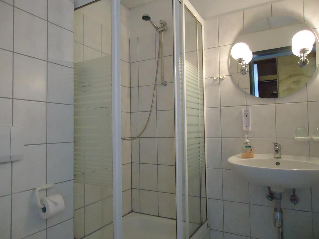 Greenline Hotel Hellfeld Neubrandenburg Room photo